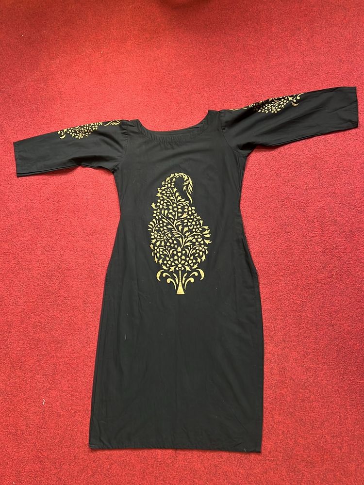 Ahalyaa Black Kurta