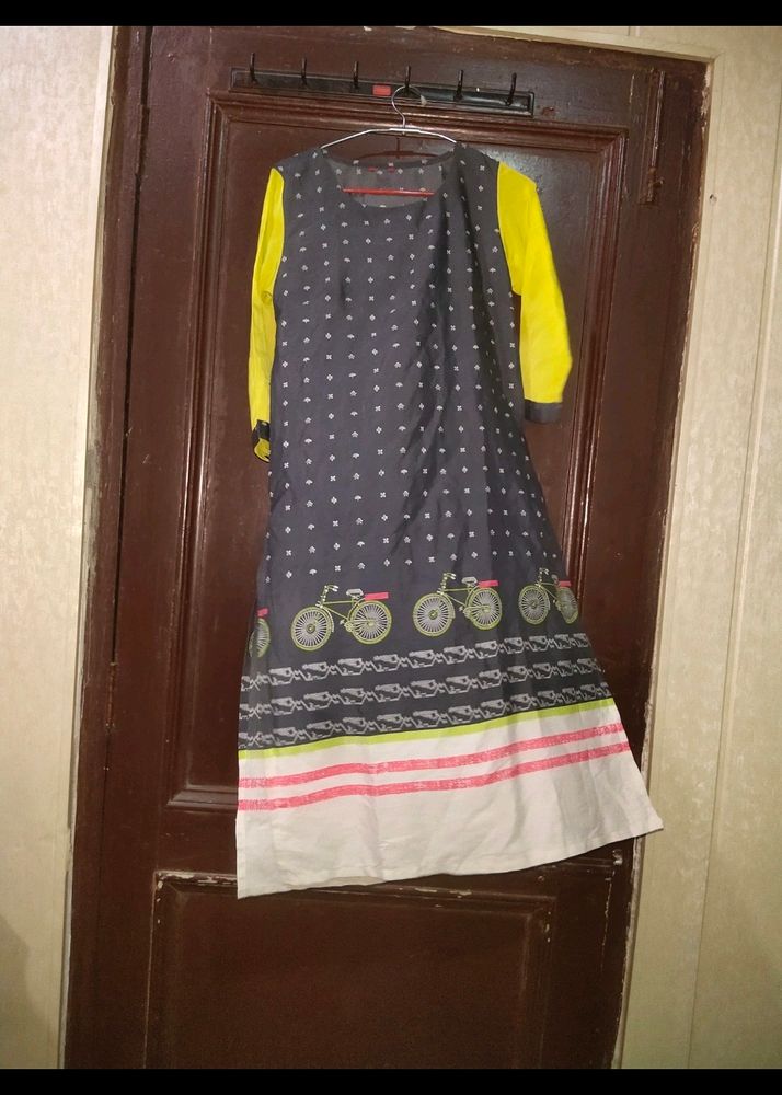 Women Kurta In Coins