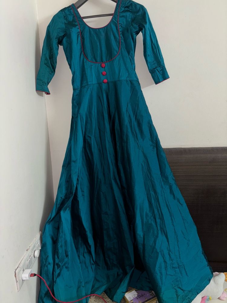 Beautiful Floor Length Silk Kurta