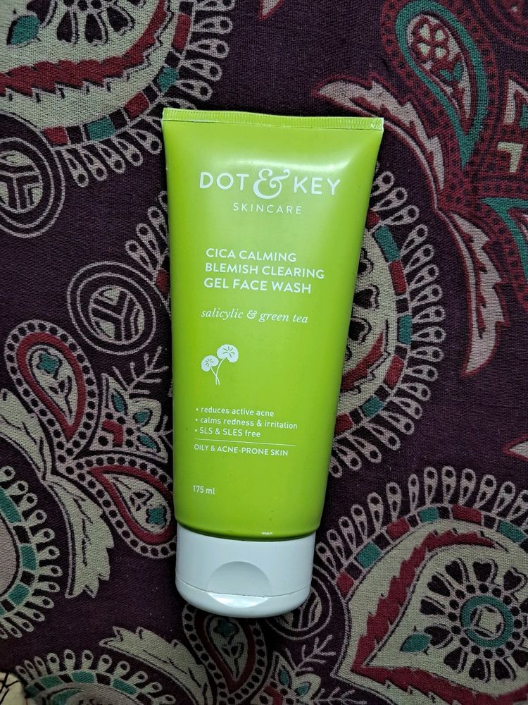 Dot and Key Cica Salicylic Face Wash