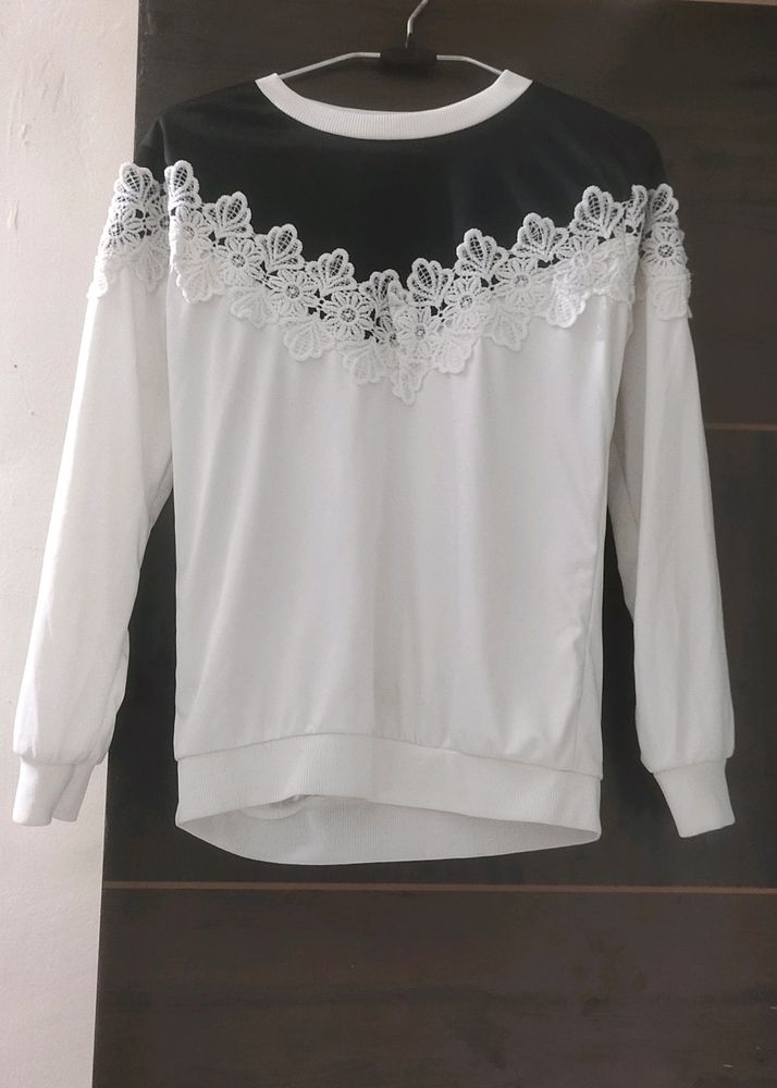 White Sweatshirt For Women