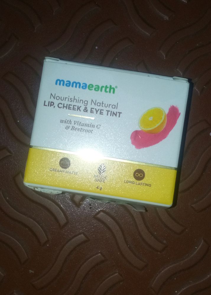 Mamaearth Nourishing Natural Lip Cheek & Eye Tint