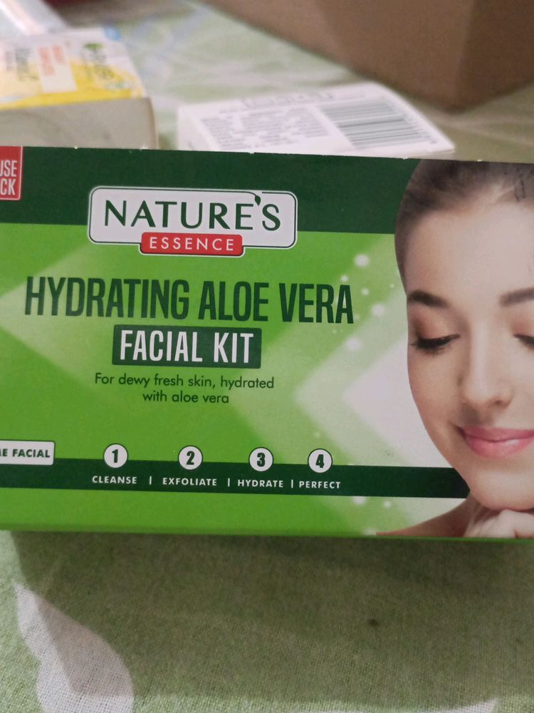 Nature's Essence Facial Kit