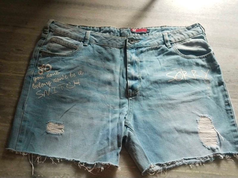 [NOT USED] DENIM SHORTS (With Free Gift)