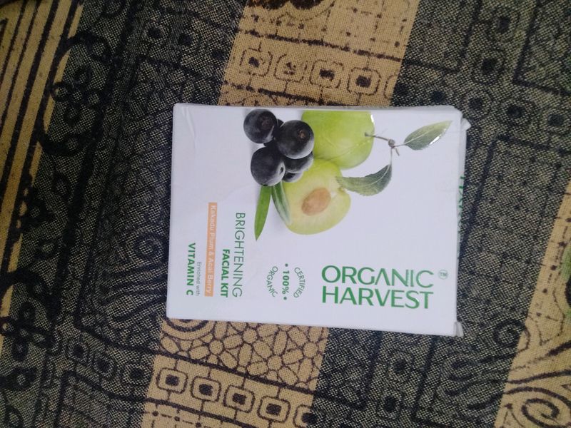 Organic Harvest Facial Kit