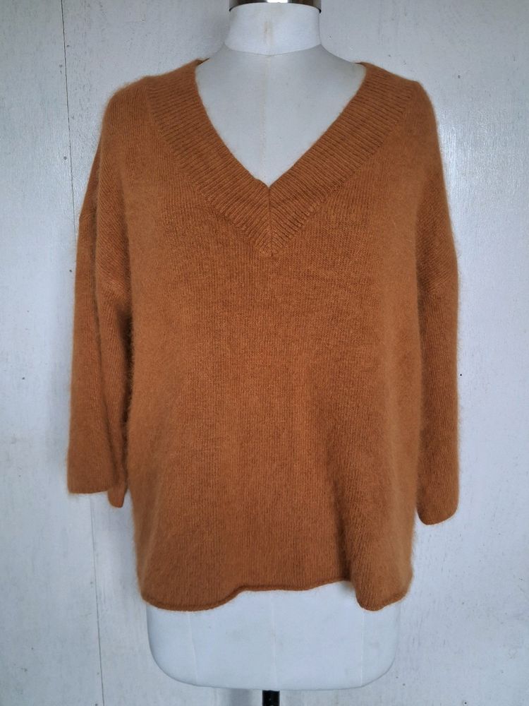 V Neck Pull Over