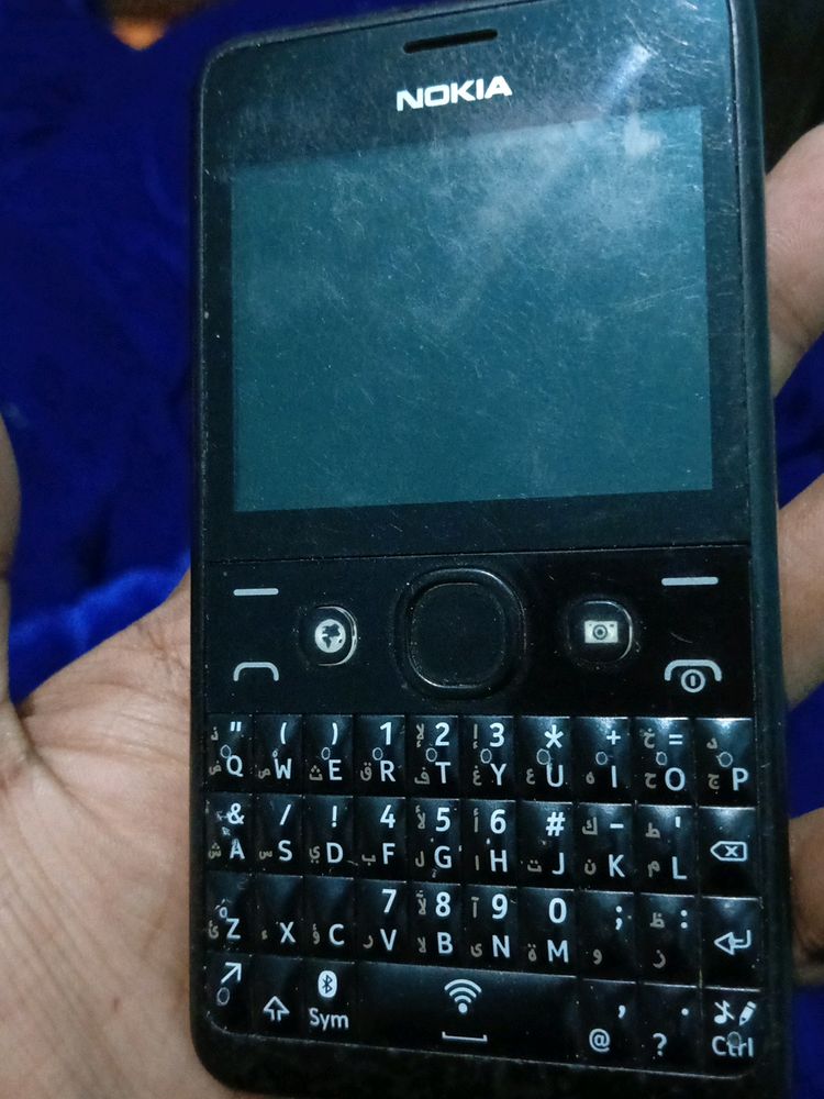 Nokia 210