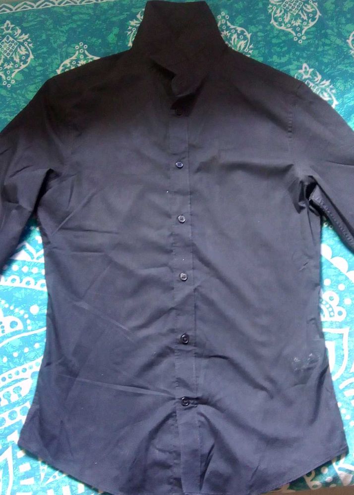 H&M Black Colour Easy Iron Shirt  Small Size