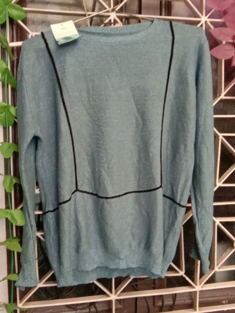 Women Woolen Top