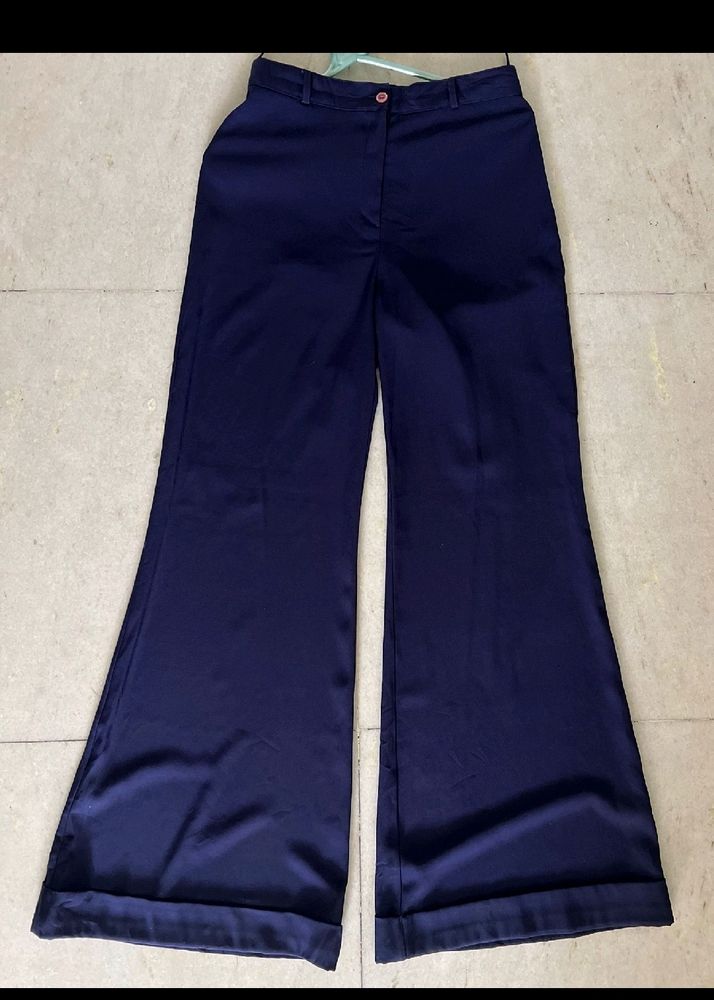 Navy blue pant