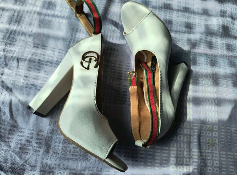 Gucci High Heels For women 👠