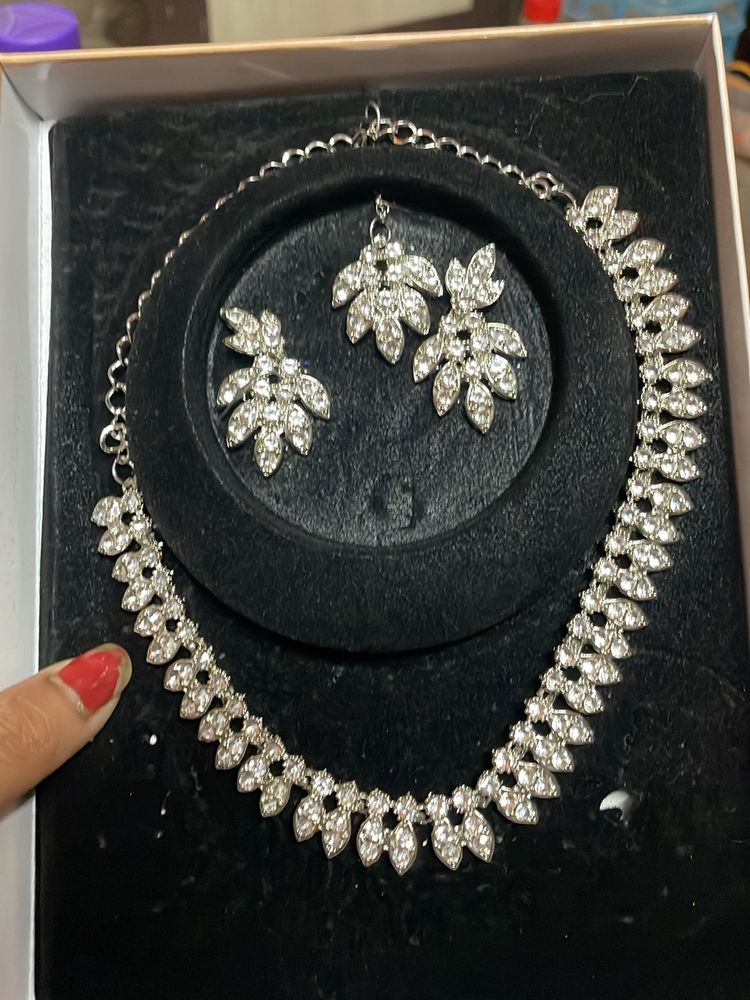 exclusive Jewellery set