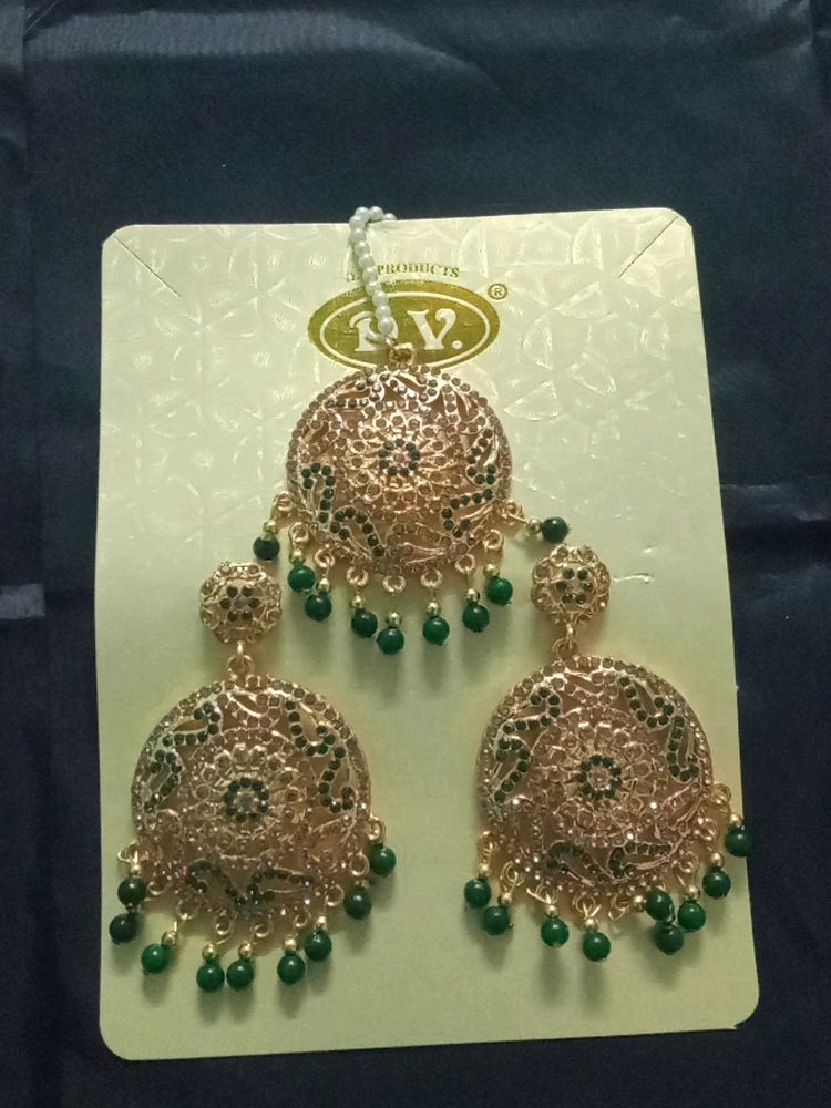 Jadau Earrings With Mangtika