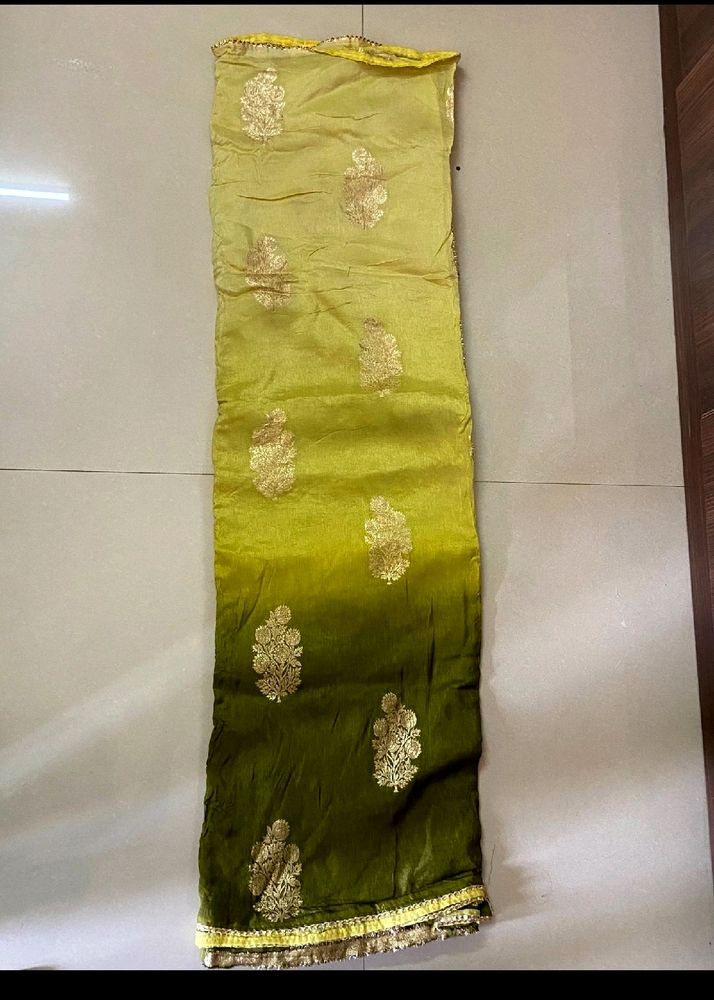 beutifull  Green Ombre Double Shade Saree🐸