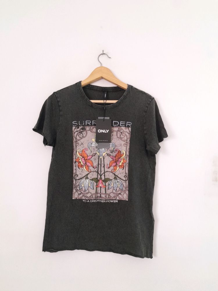 Black Casual T-Shirt (Women's)