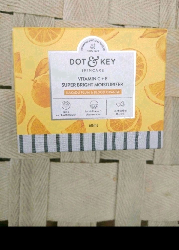 Dot Nd Key Vitamin c E Face Moisturizer New Sealed