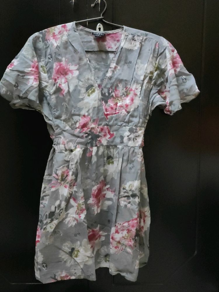 Cotton Top With Belt.