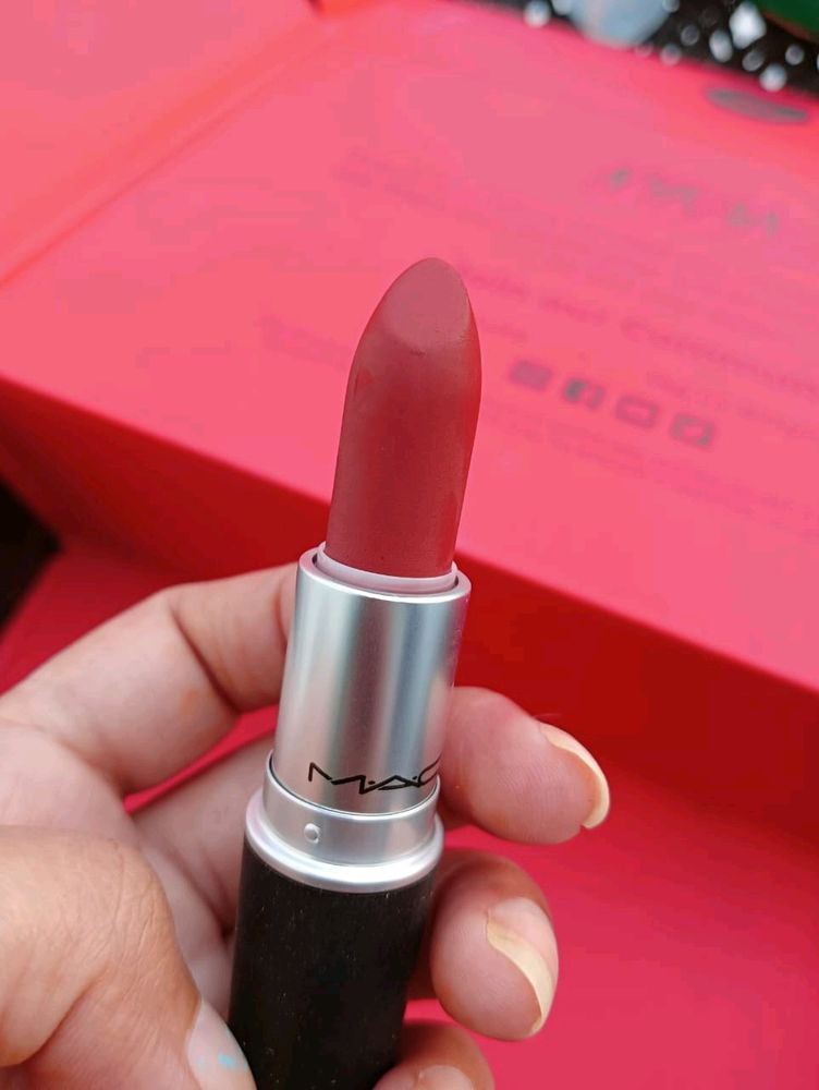 Mac Lipstick ~ Chilli