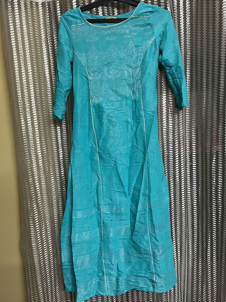 Sea Green Kurta With Silver Self fabric embroidery