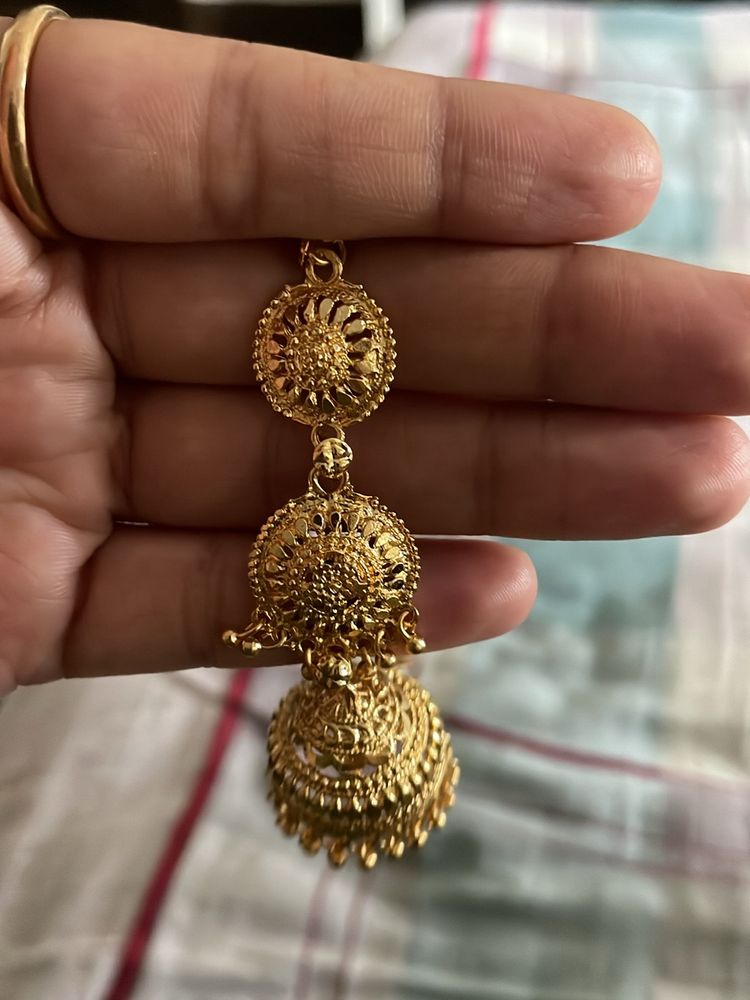 Jhumkas