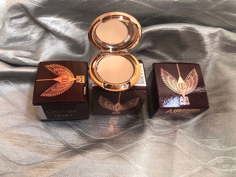 Charlotte Tilbury Airbrush Finish Compact