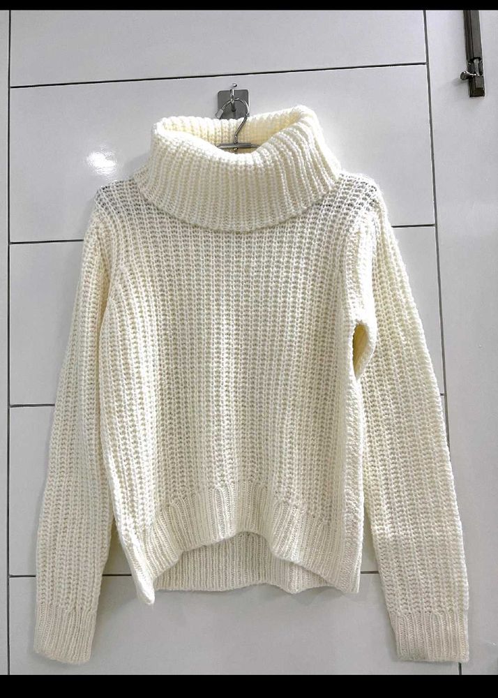 Design Pullover Sweater