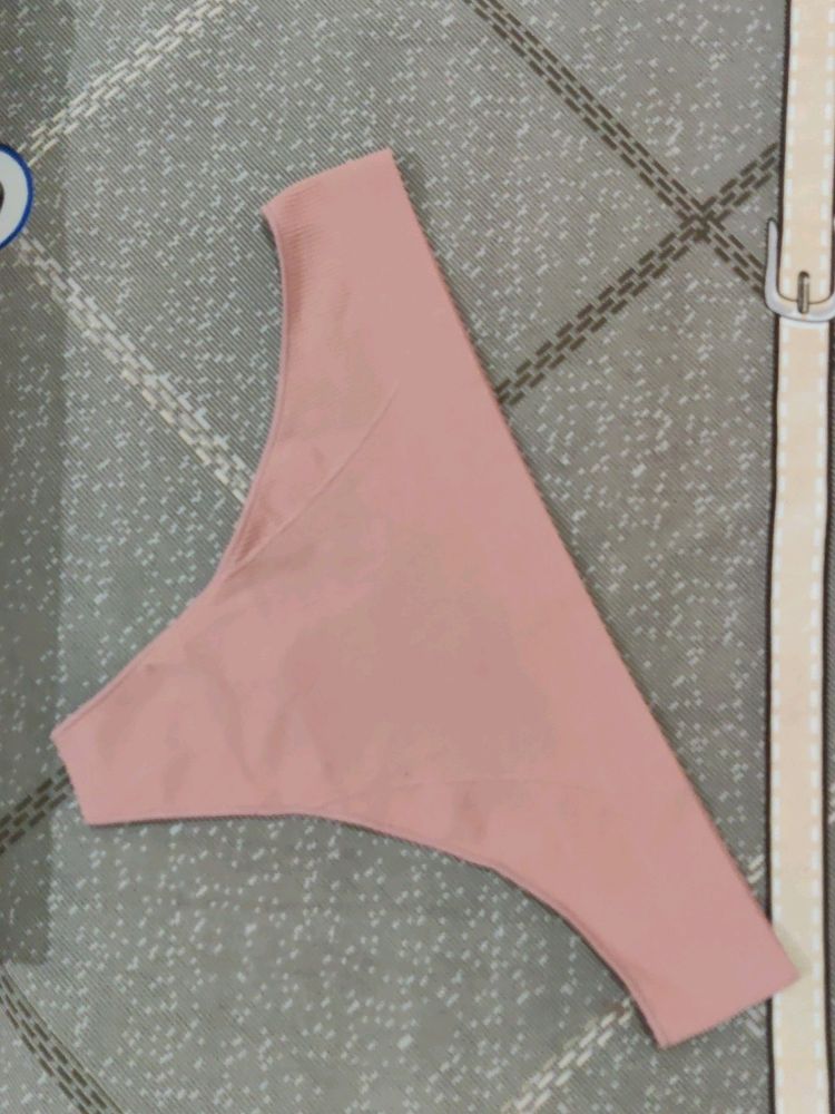 New Women's Secret Thong