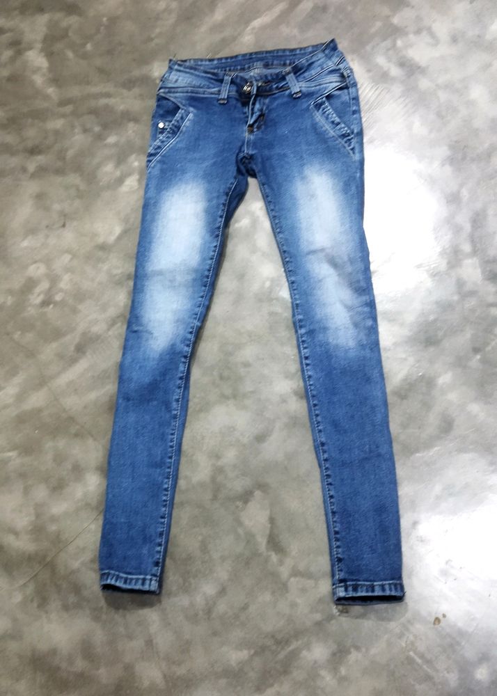 skinny hispter jeans