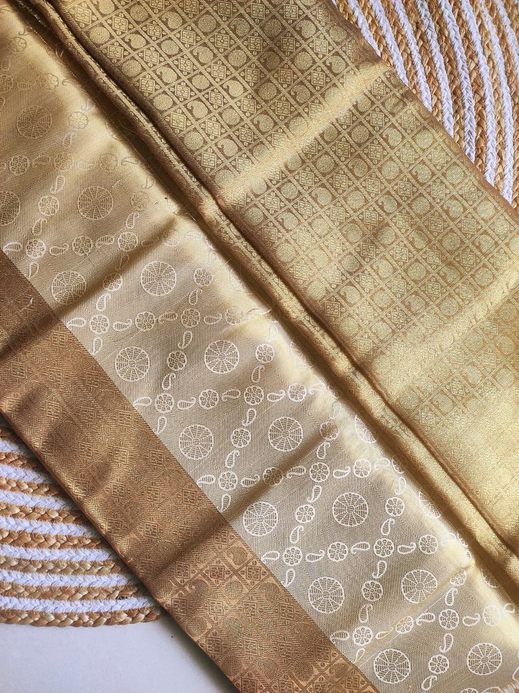 New Without Tag- Banarasi Tissue Silk Saree