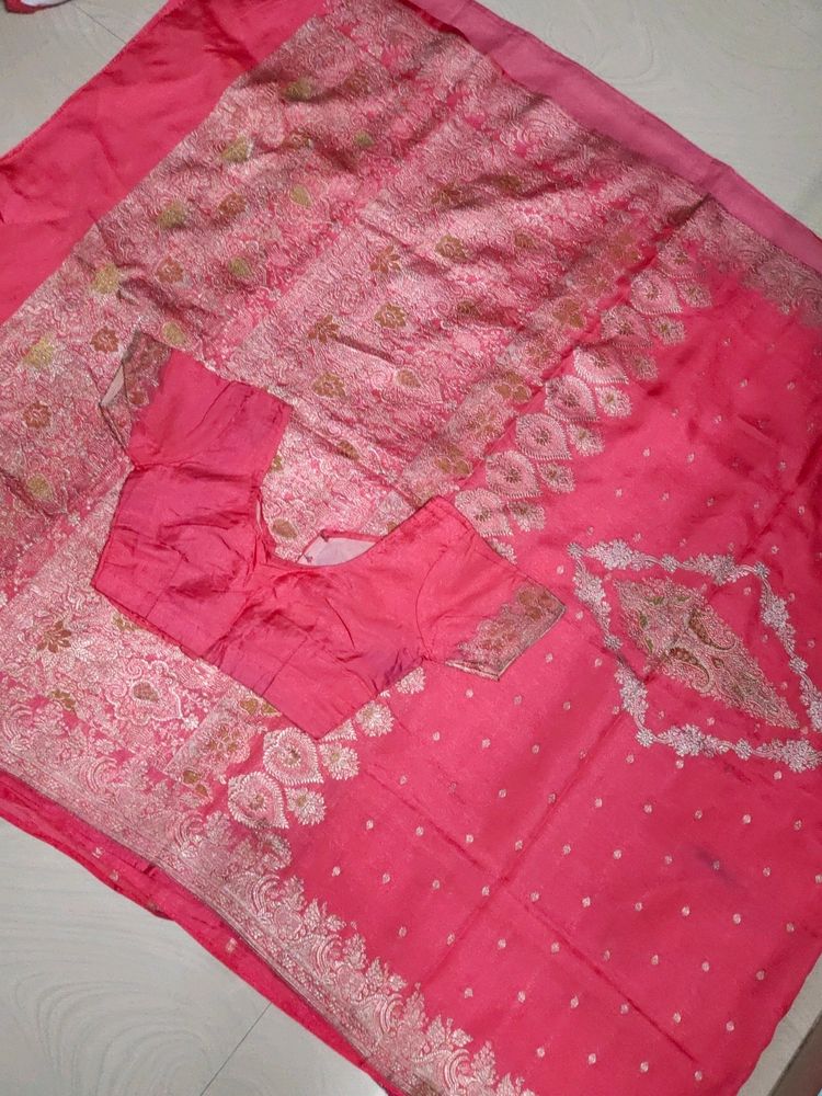 Pure Banarasi Saree With Blouse