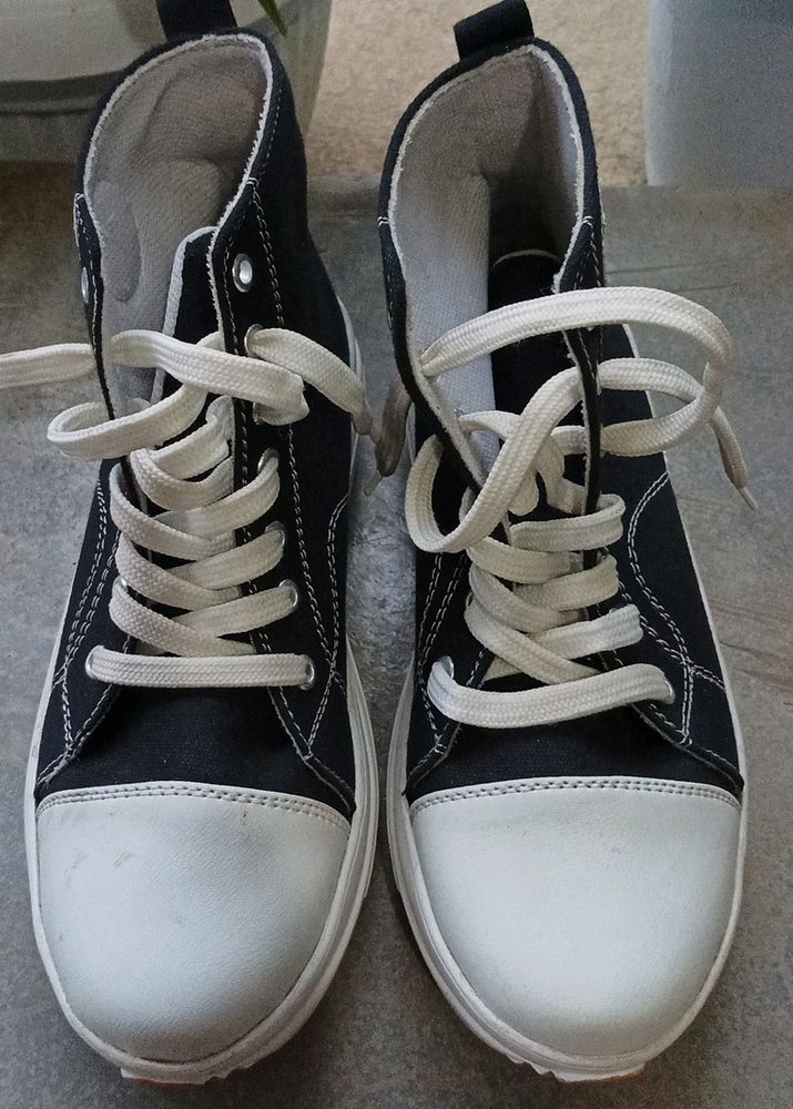 Complete New Converse High