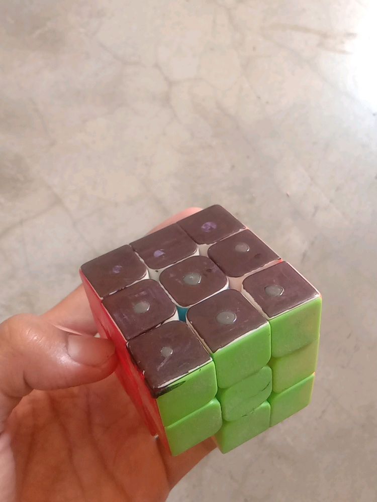 Rubik Cube 1 Piece Missing