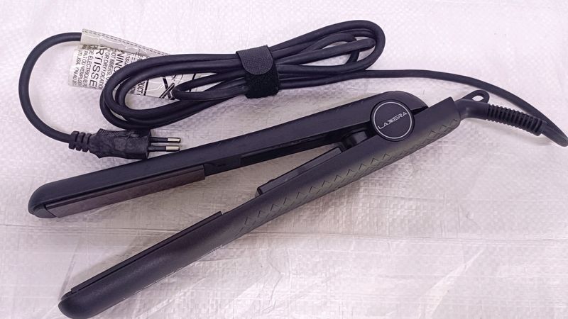 Laxera Professional Hair Straightener