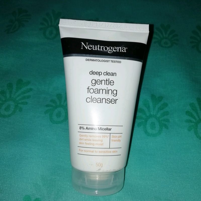 Neutrogena Deep Clean Gentle Cleanser