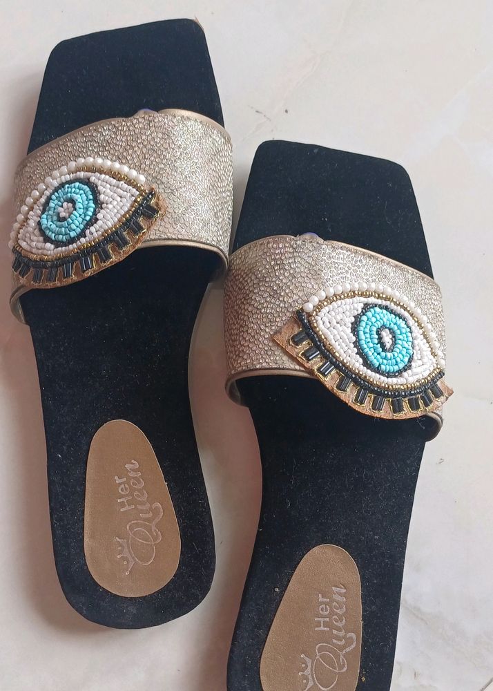 Black Evileye Flat