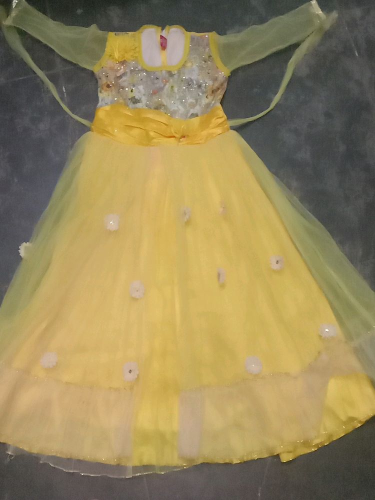 Yellow 💛 Gown