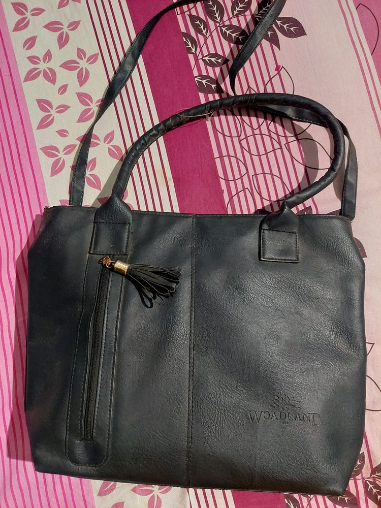 Black Big Size Handbag With Sling Belt