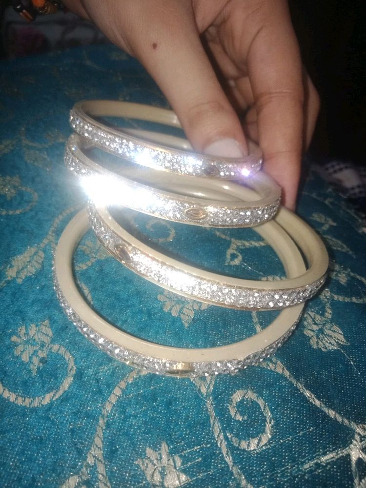 Jerkin Bangles