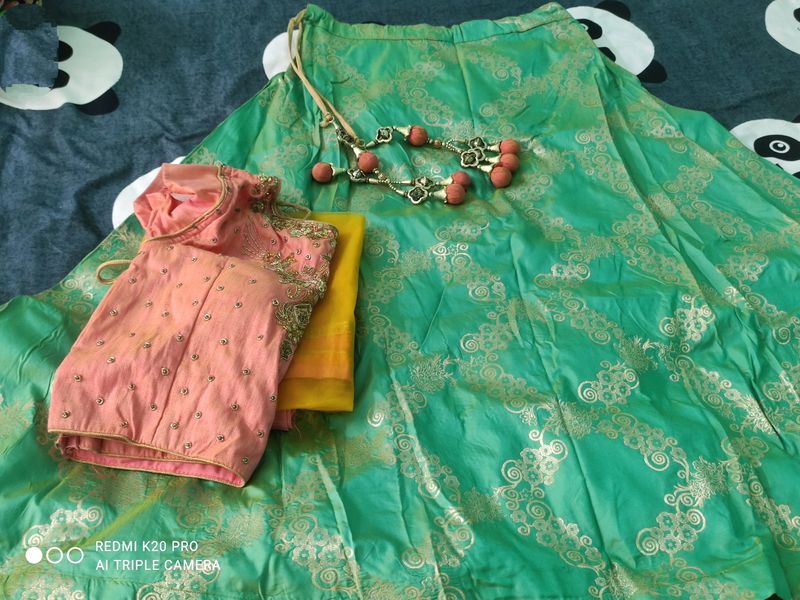 Lehenga Choli Set With Dupatta...Selling It Urgent