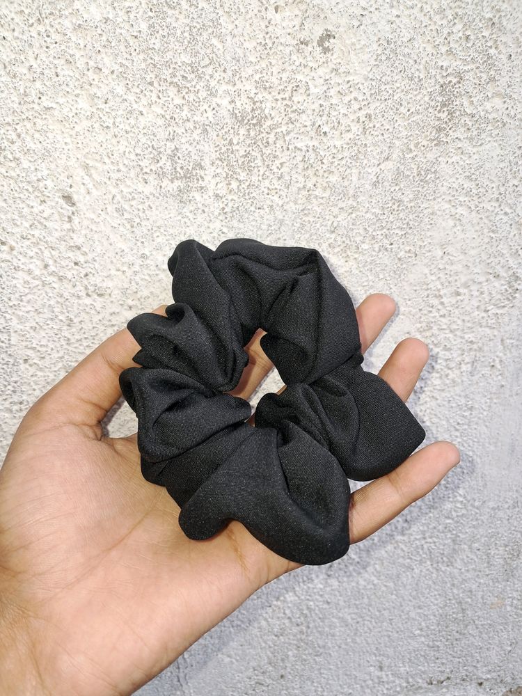 3 BLACK scrunchies