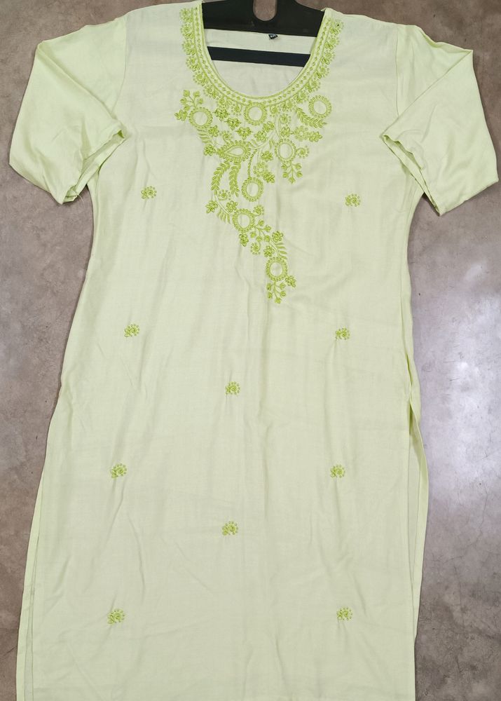 New Kurti With Thread Work