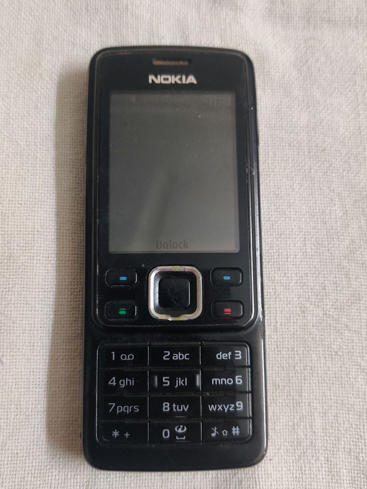 Nokia Phone With Original Charger