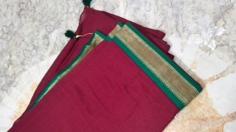 Beautiful saree. soft fabrics.small border.unused.