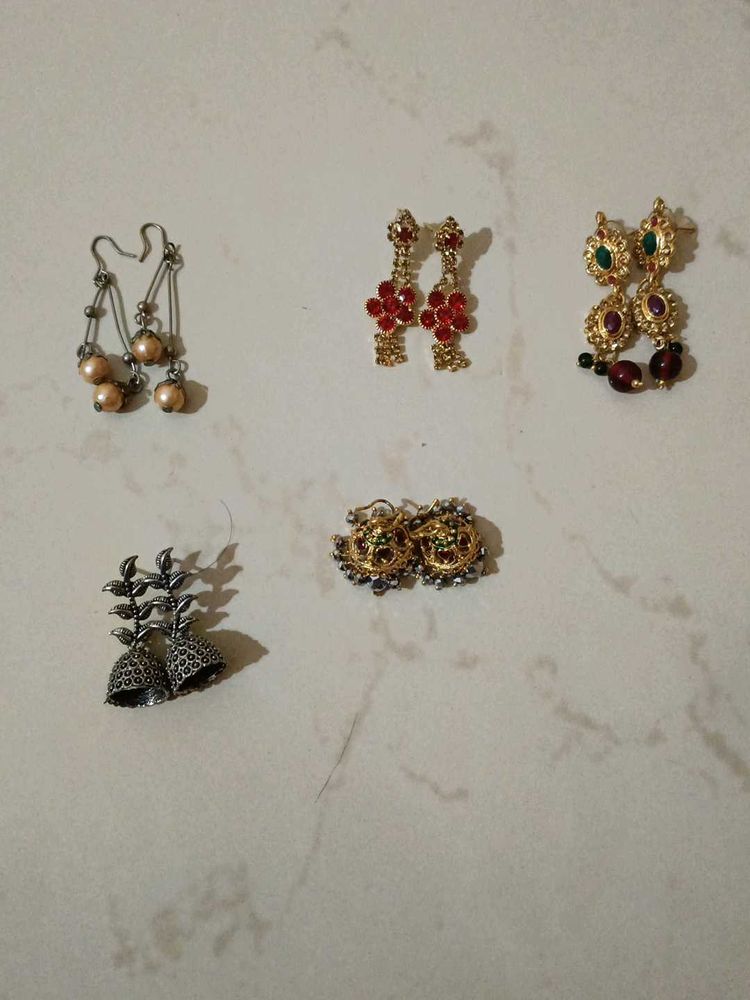 Pack Of 5 Earrings