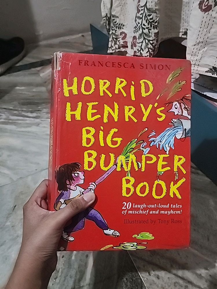 Horrid Henry's Bumper Book