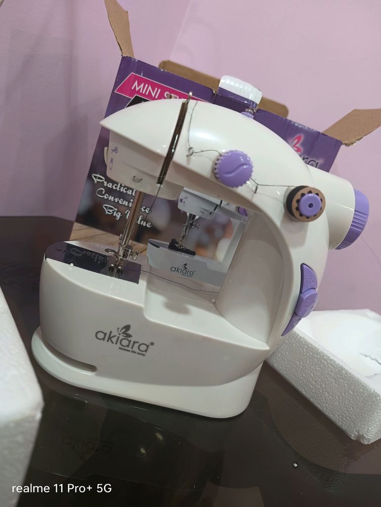 Mini Sewing Machine