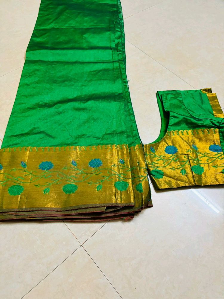 Saree With Blouse