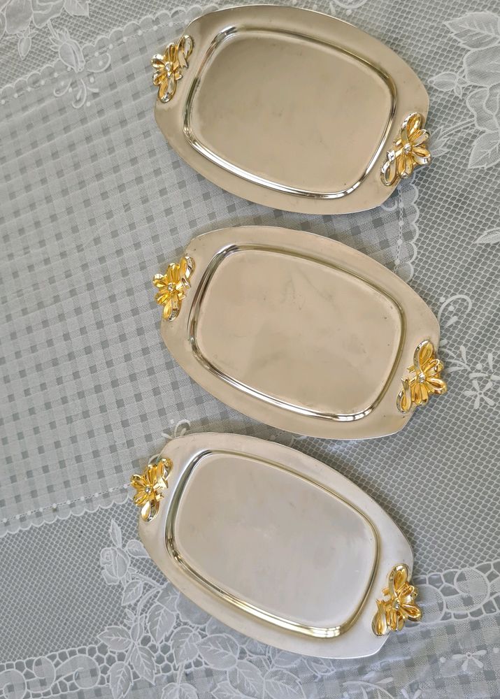 3 Piece Set of Silvery Snack Trays