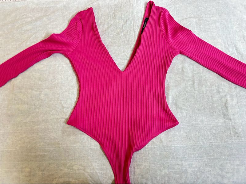 BERSHKA PINK BODYSUIT