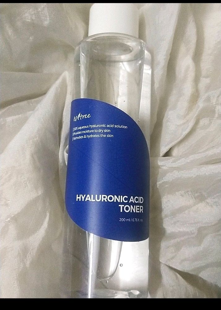 Isntree Hyaluronic Acid Toner